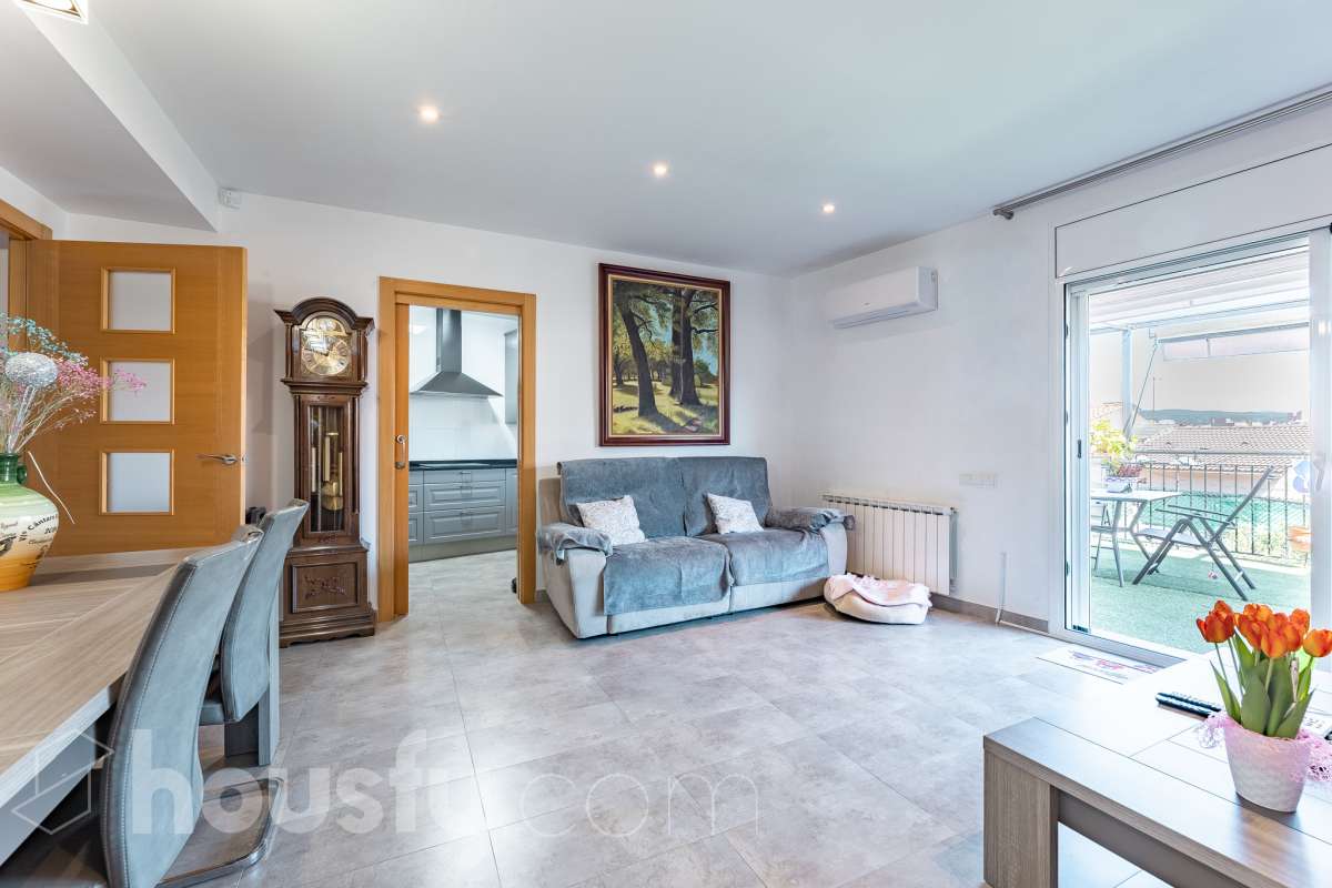 Bajo en venta en CL OR,  Rubí-2