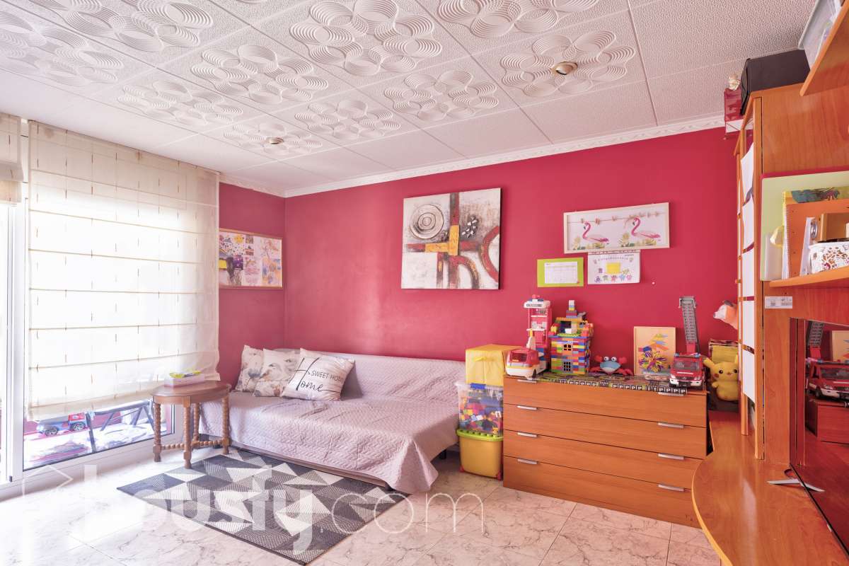 Piso en venta en CL SANT PERE,  Calella-0