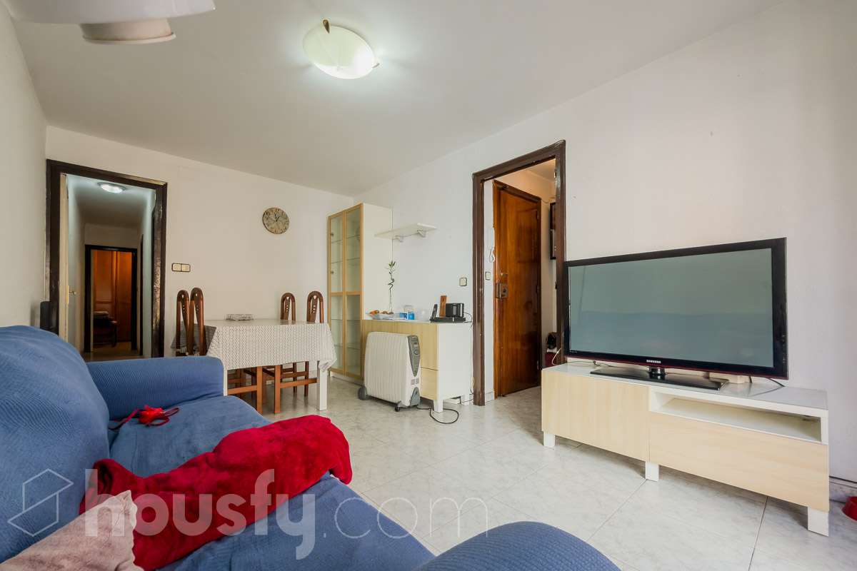 Piso en venta en Carrer de Miquel del Prat,  Badalona-0