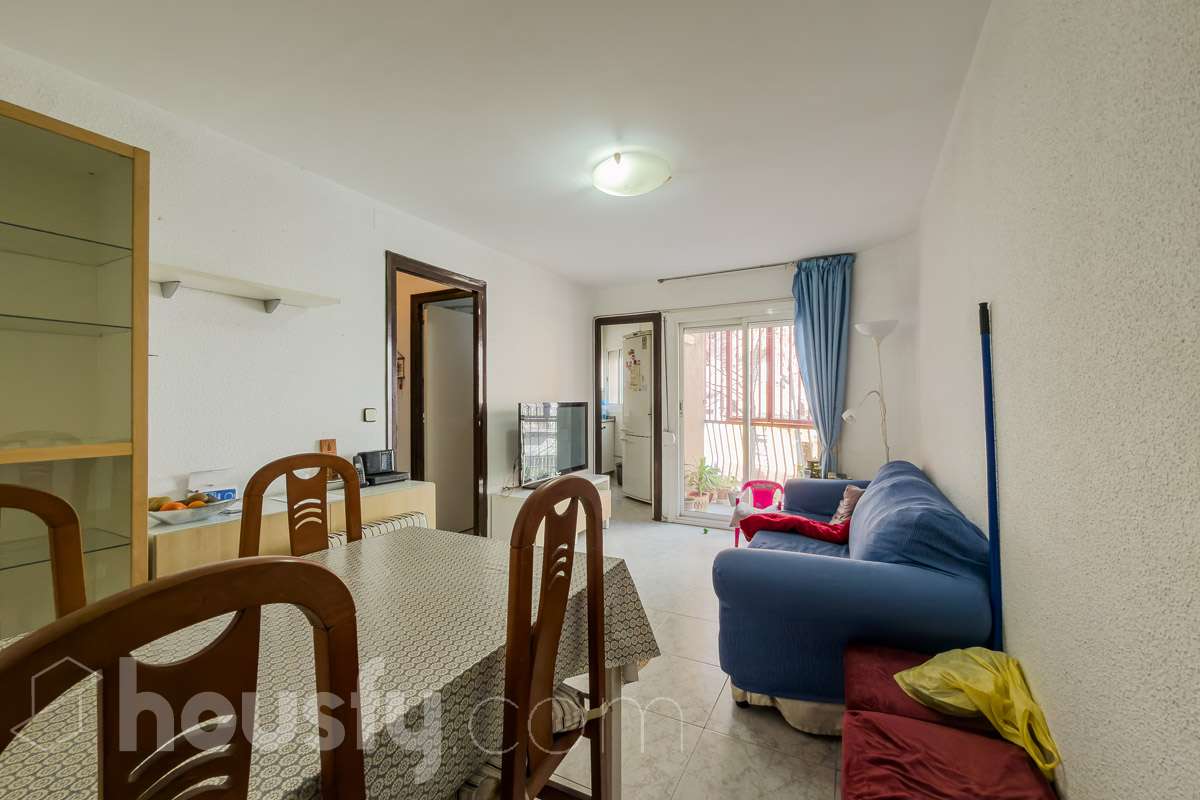 Piso en venta en Carrer de Miquel del Prat,  Badalona-1