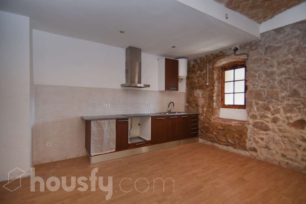 Piso en venta en Carrer Orient (Cal Pons),  Puig-Reig-0