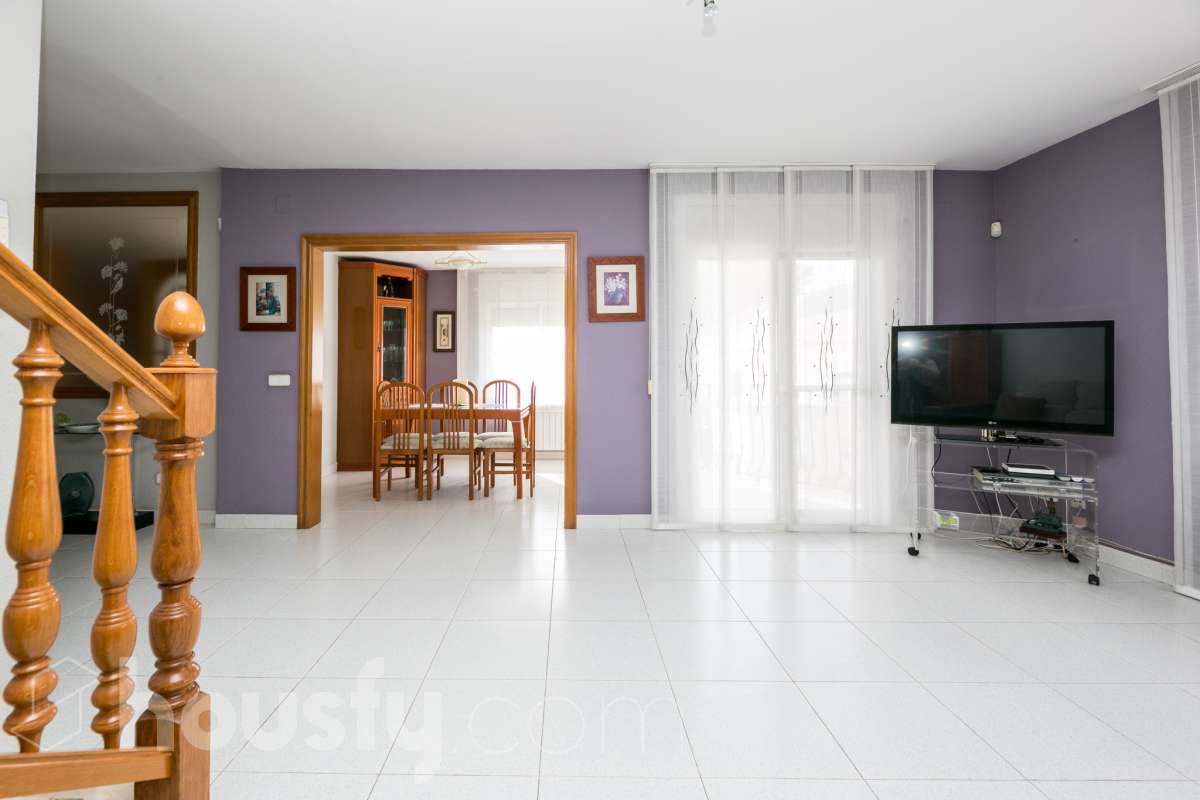 Casa en venta en CL SANTA LLUCIA, DE,  Olèrdola-2