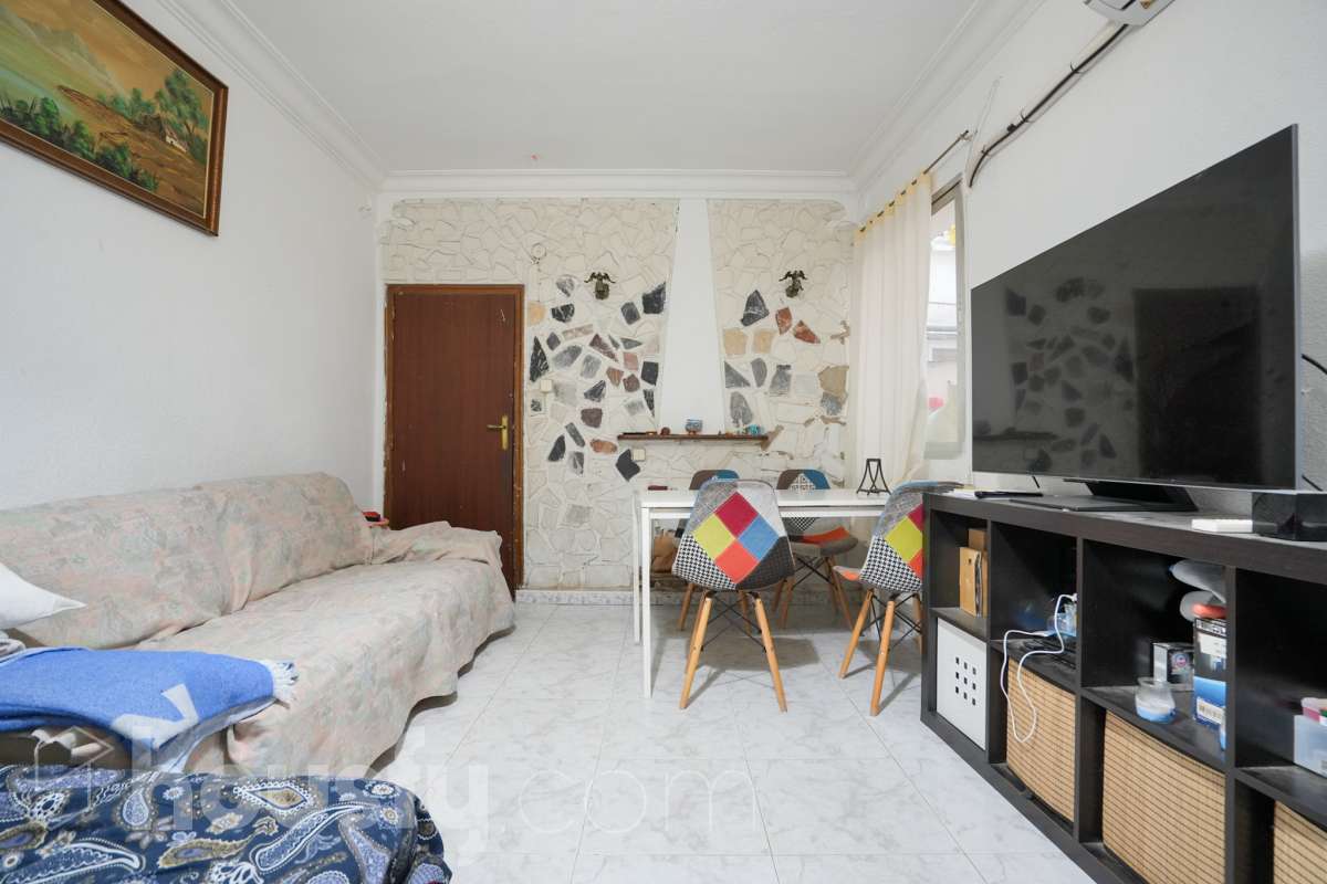 Piso en venta en Cl. Casino, Centro, Madrid-0