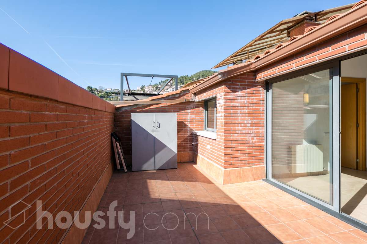 Dúplex en venta en el centro,  Vallirana-3