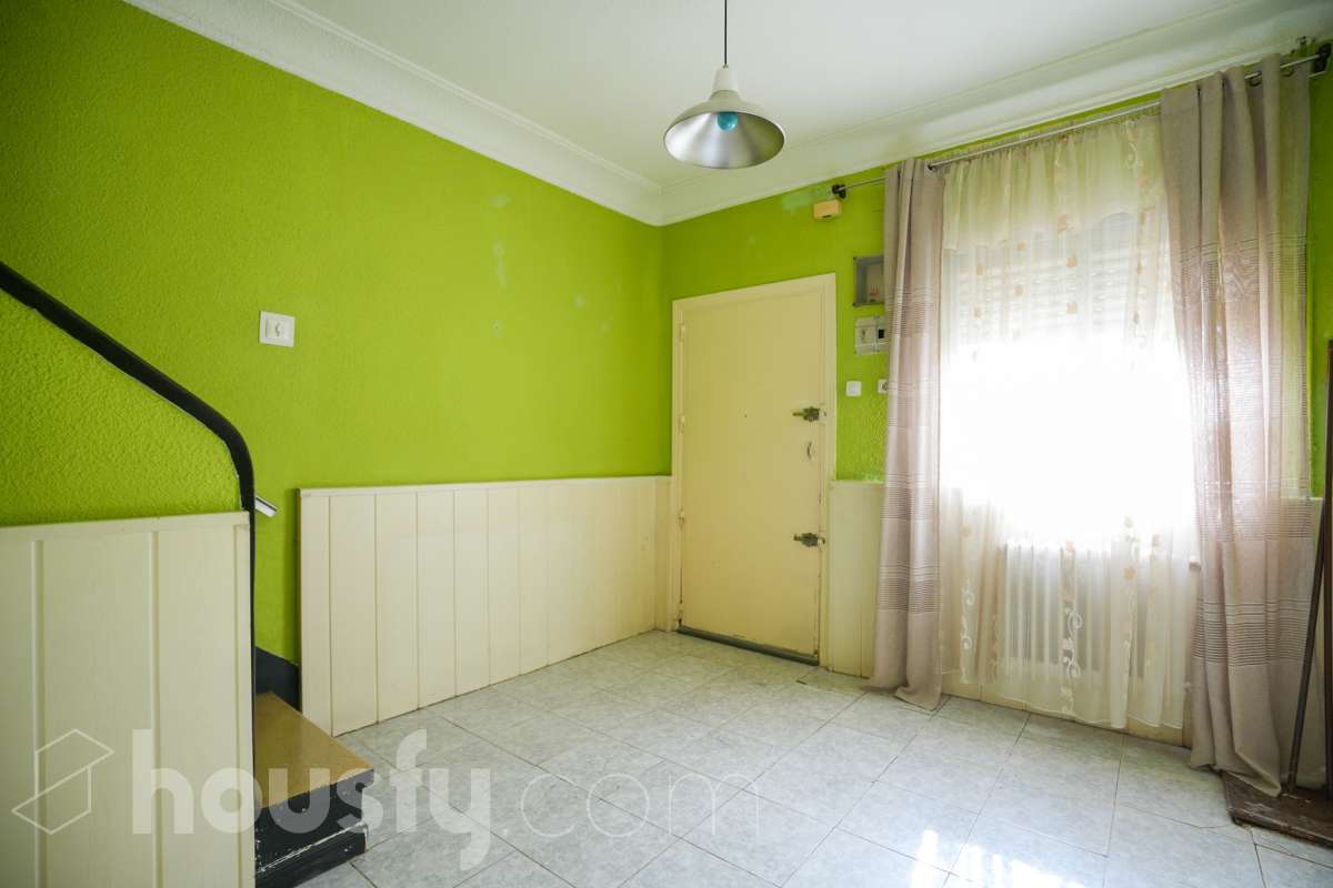 Casa en venta en Calle del Hogar de Belén, San Blas, Madrid-1