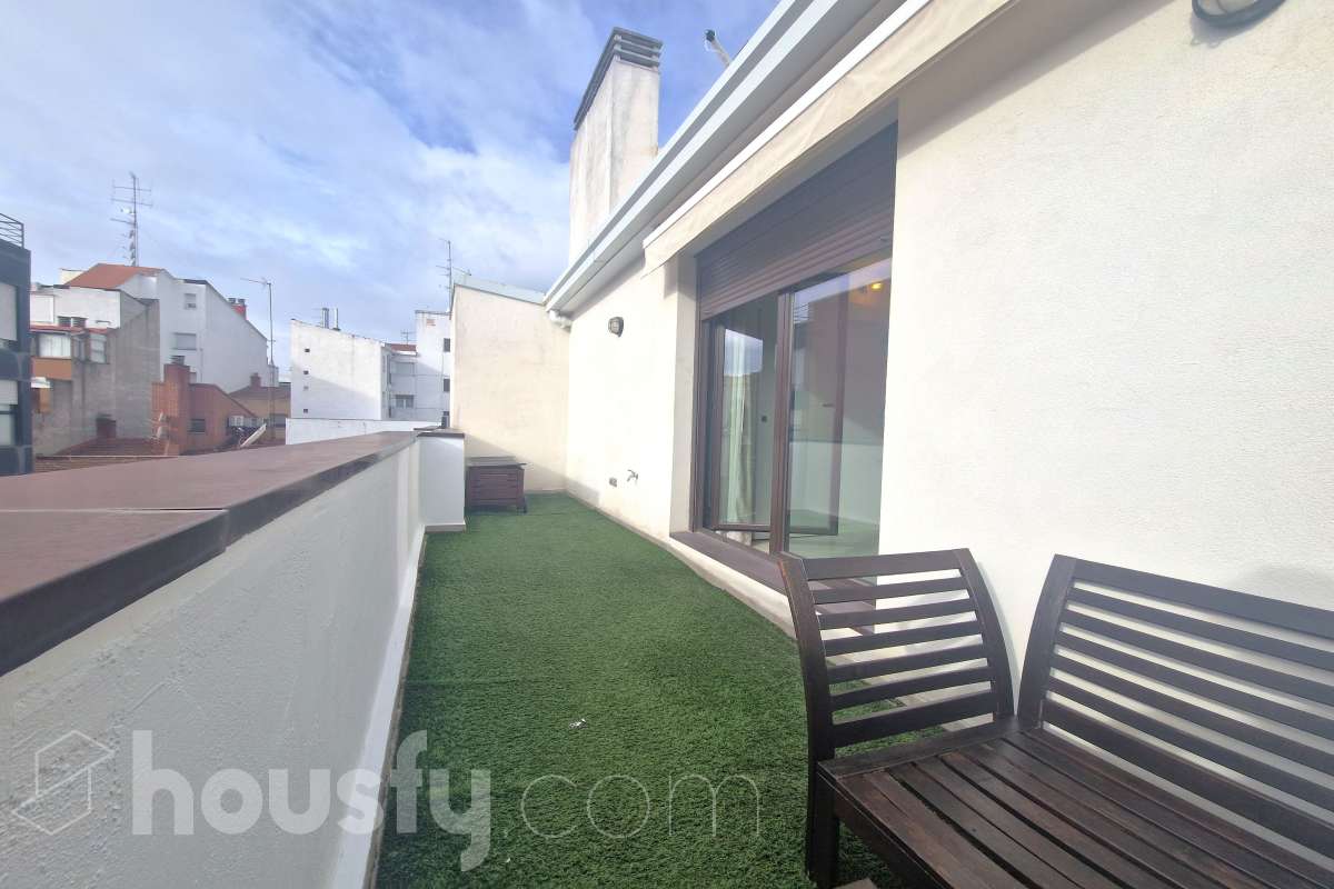 Ático en alquiler en Calle de Pérez Herrera, Chamartín, Madrid-0