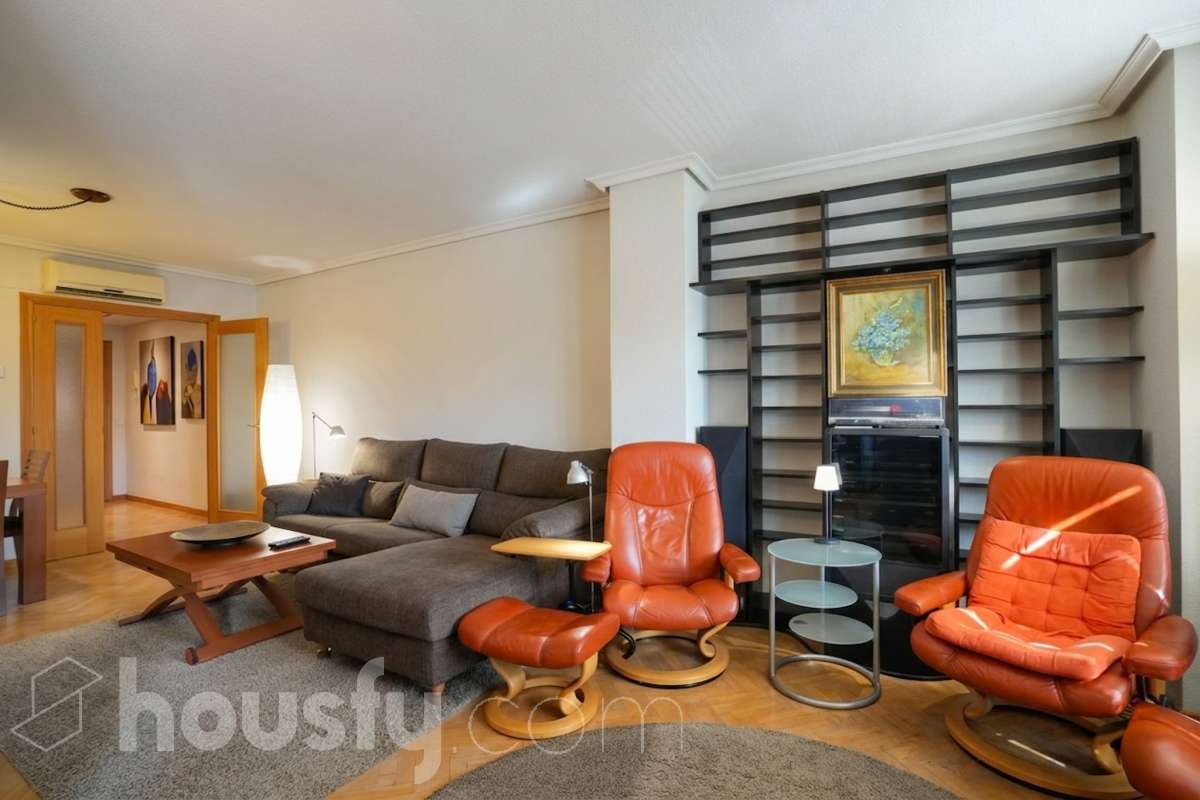 Piso en venta en C.Caleruega, Ciudad Lineal, Madrid-0