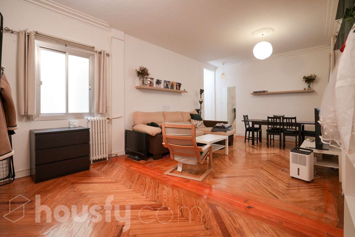 Piso en venta en Calle Blasco de Garay, Chamberí, Madrid-0