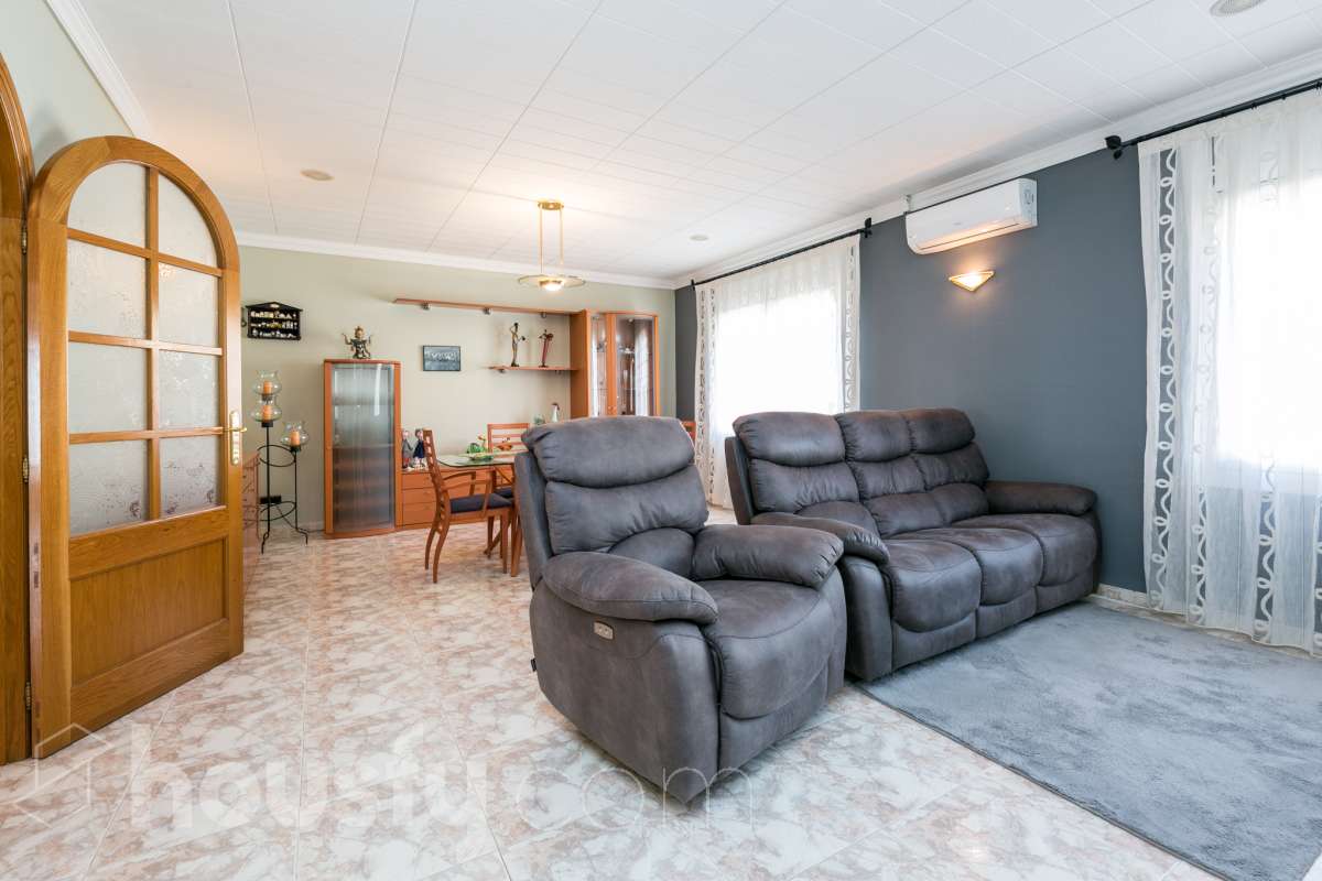 Piso en venta en Carrer de Santa Llúcia,  Olèrdola-2