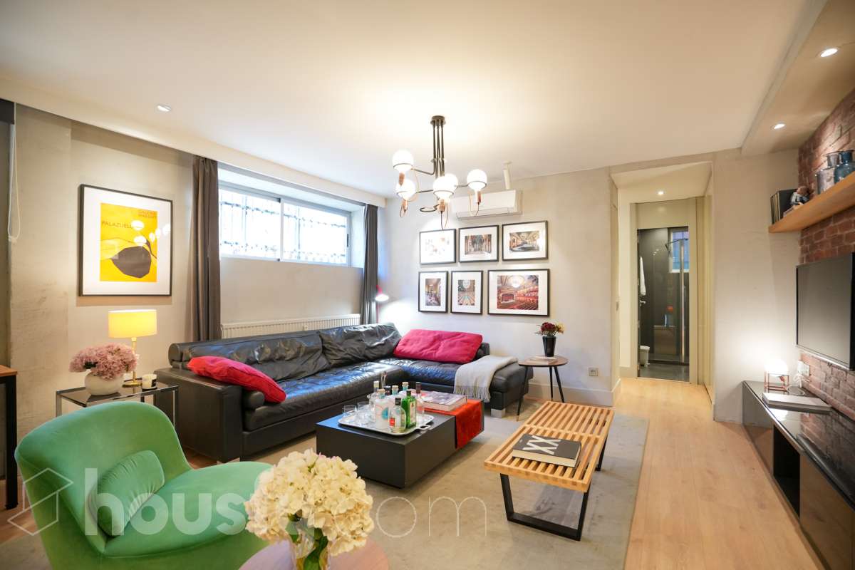 Piso en venta en Calle de la Drácena, Chamartín, Madrid-0