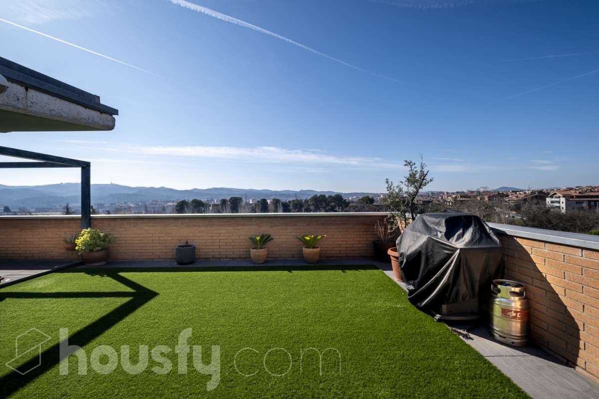 Piso en venta en C Lluis Vermell,  Sant Cugat del Vallès-1