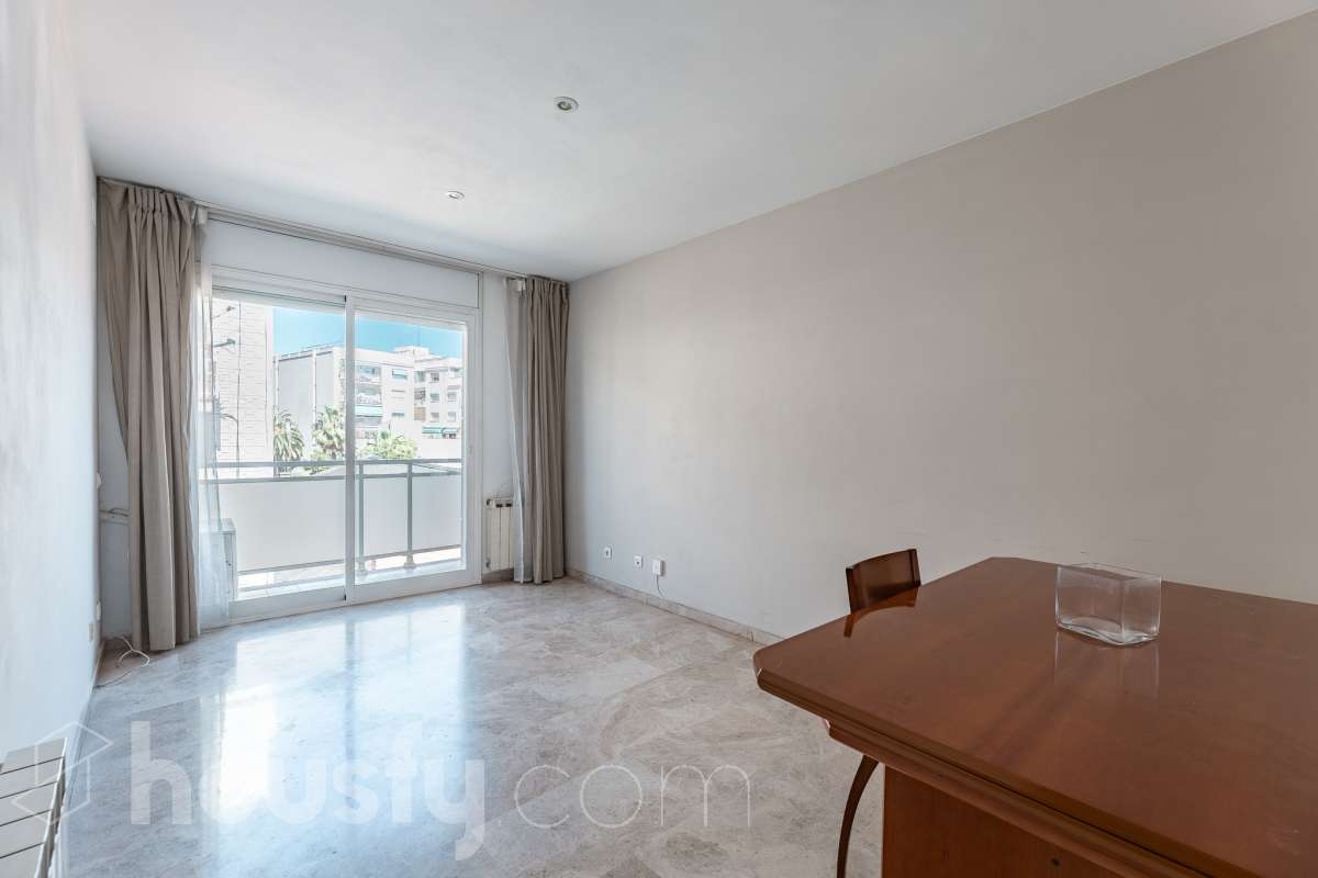 Dúplex en venta en Carrer de Vicomicià,  Sant Joan Despí-0