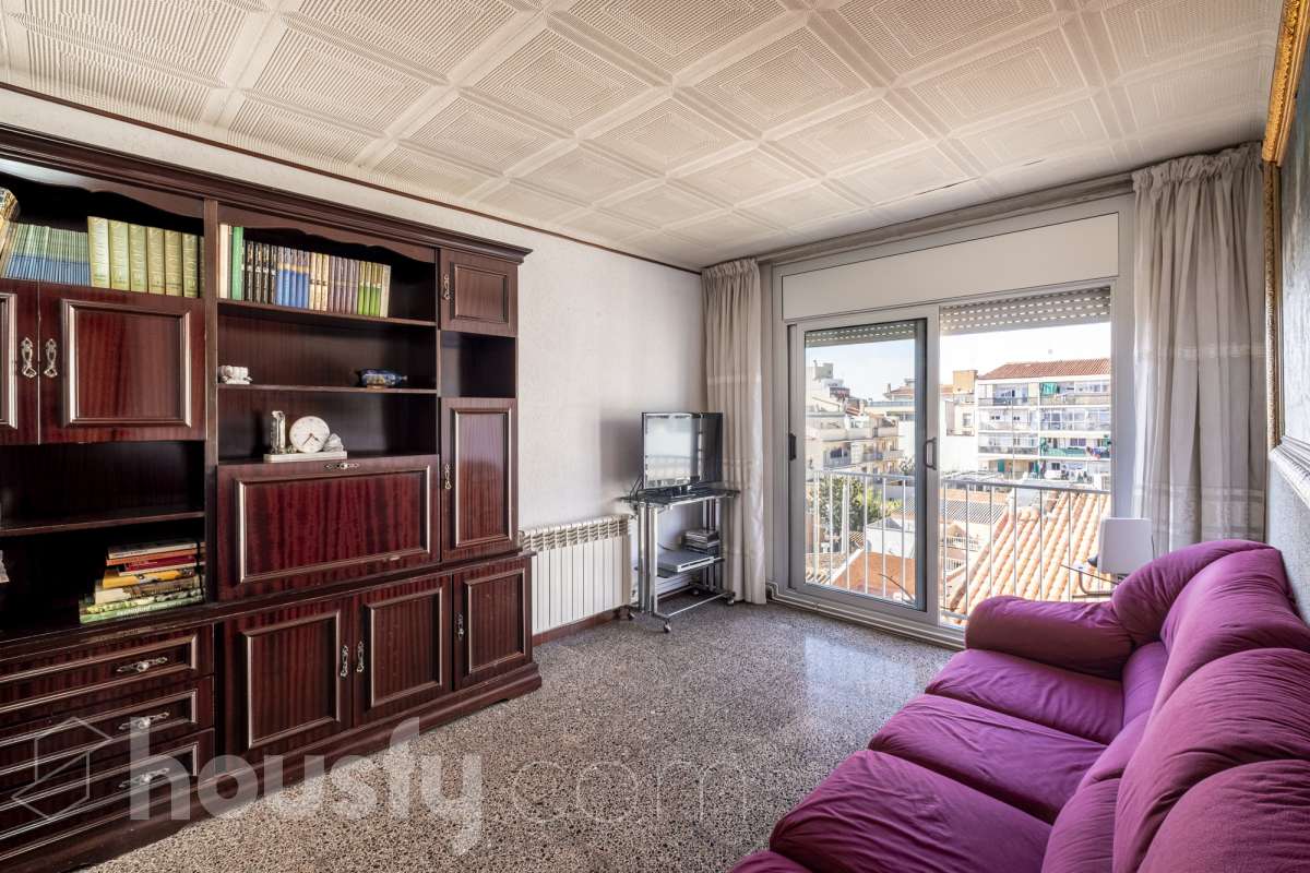 Piso en venta en Doctor Ferran, Nord-Est, Terrassa-1