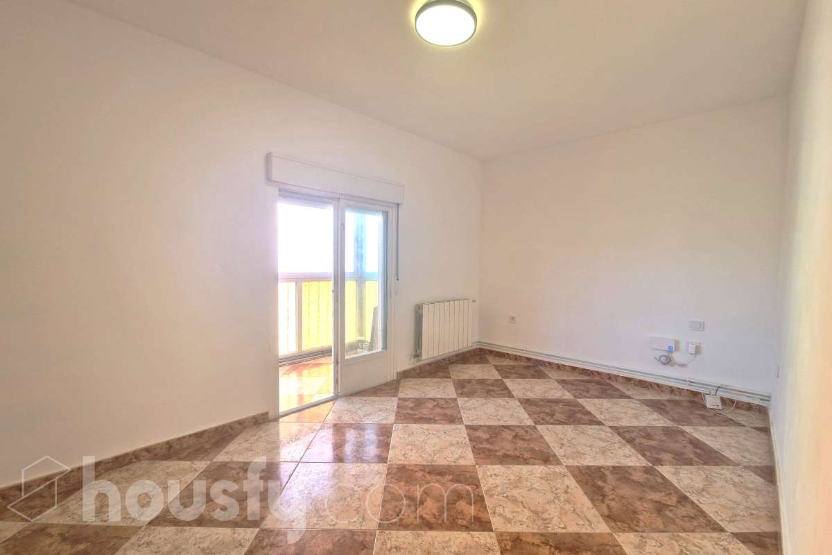 Piso en alquiler en Calle del Lago Leman, Vicálvaro, Madrid-0