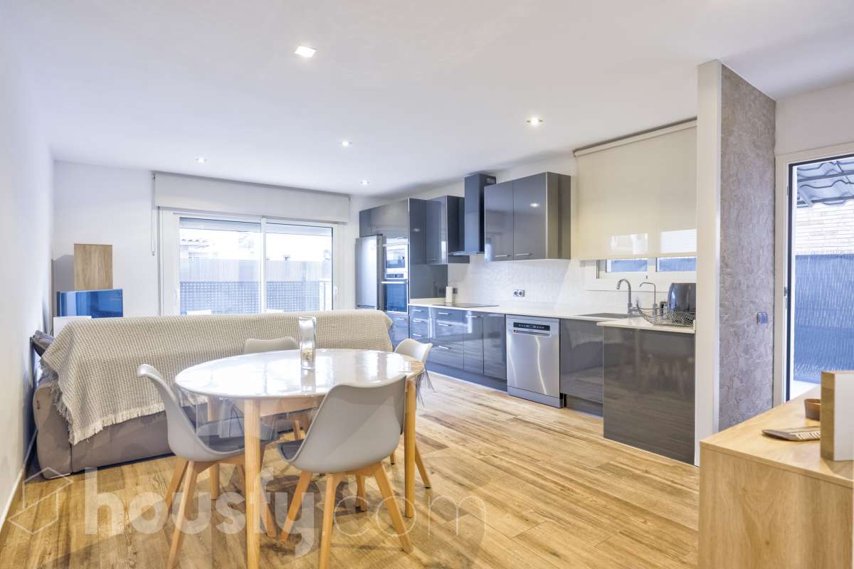 Piso en venta en CL REPUBLICA DE XILE,  Sant Celoni-4