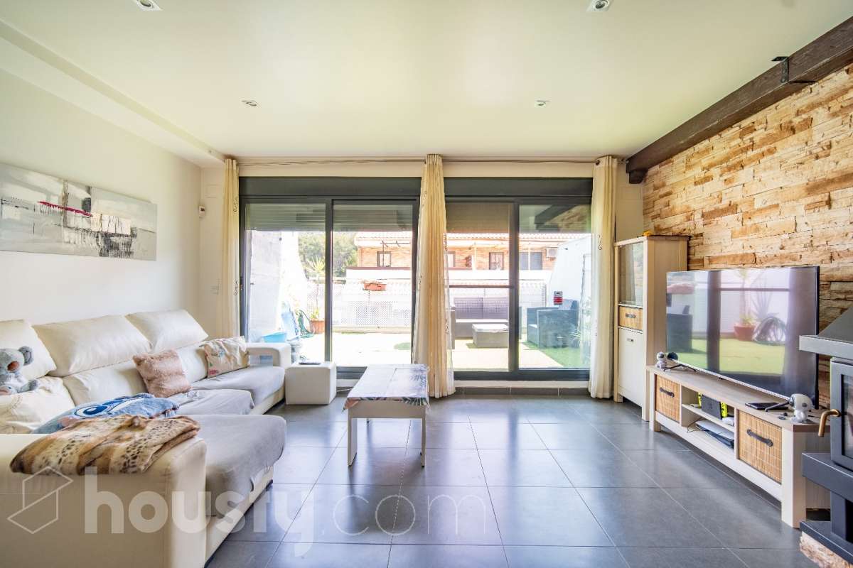 Ático en alquiler en Carrer San Vicent Ferrer,  Náquera-0