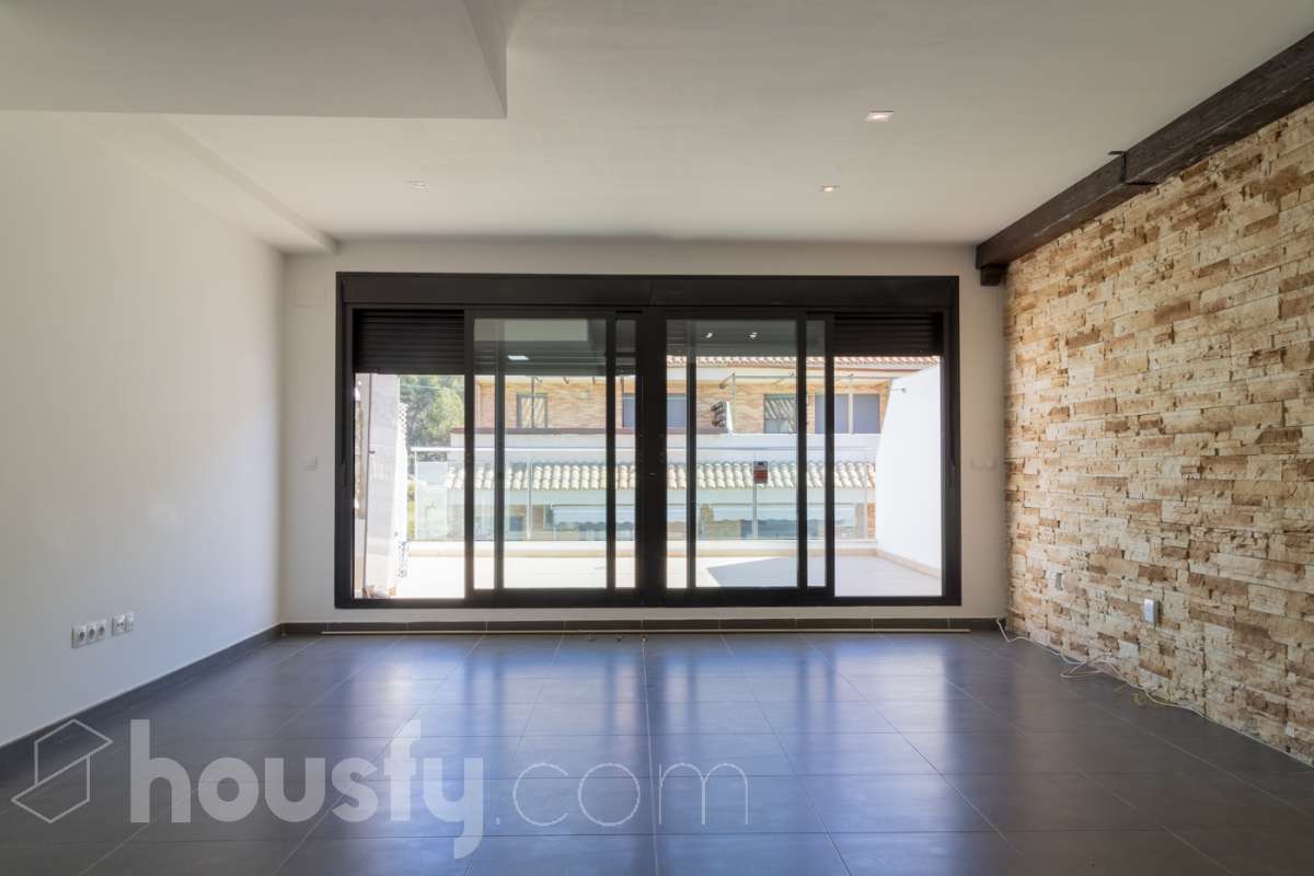 Ático en alquiler en Carrer San Vicent Ferrer,  Náquera-1