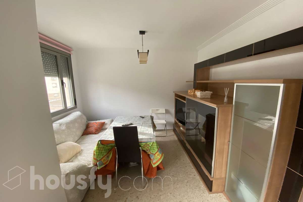 Piso en alquiler en Calle Cantina,  Sevilla-1