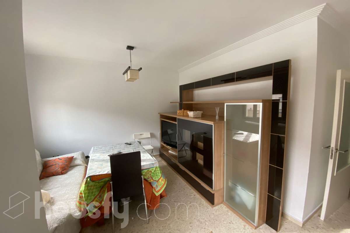 Piso en alquiler en Calle Cantina,  Sevilla-3