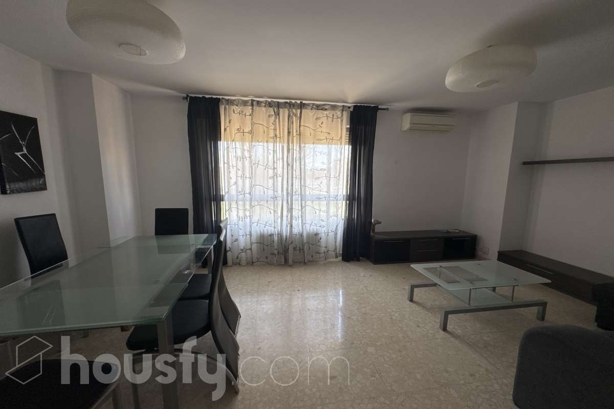 Piso en alquiler en Calle Fernán Falcón,  Alcalá de Henares-2