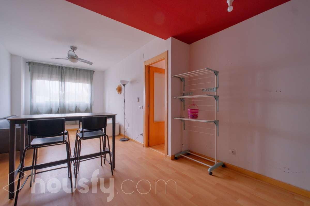 Piso en venta en C. SANT PERE,  El Pla del Penedès-1