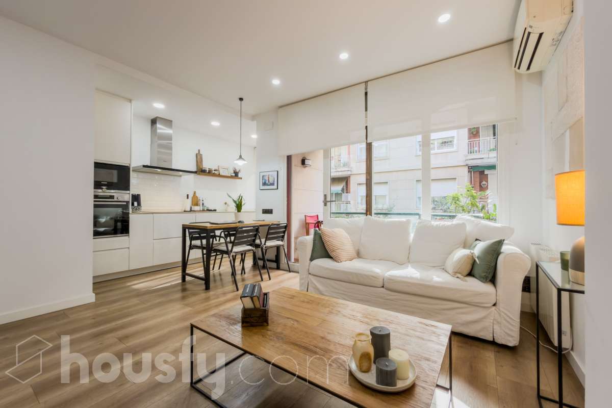 Piso en venta en Carrer De Descartes, Sarrià-Sant Gervasi, Barcelona-1