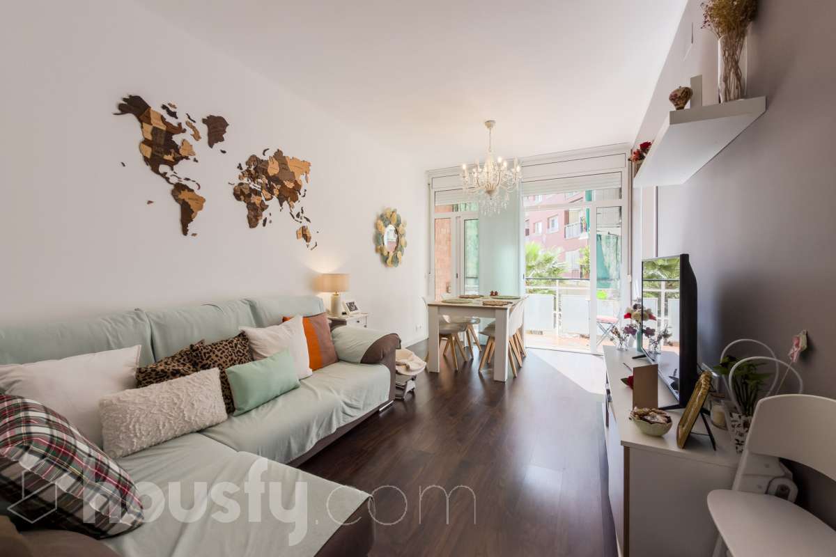 Piso en venta en Carrer Major, Centre, L'Hospitalet de Llobregat-0