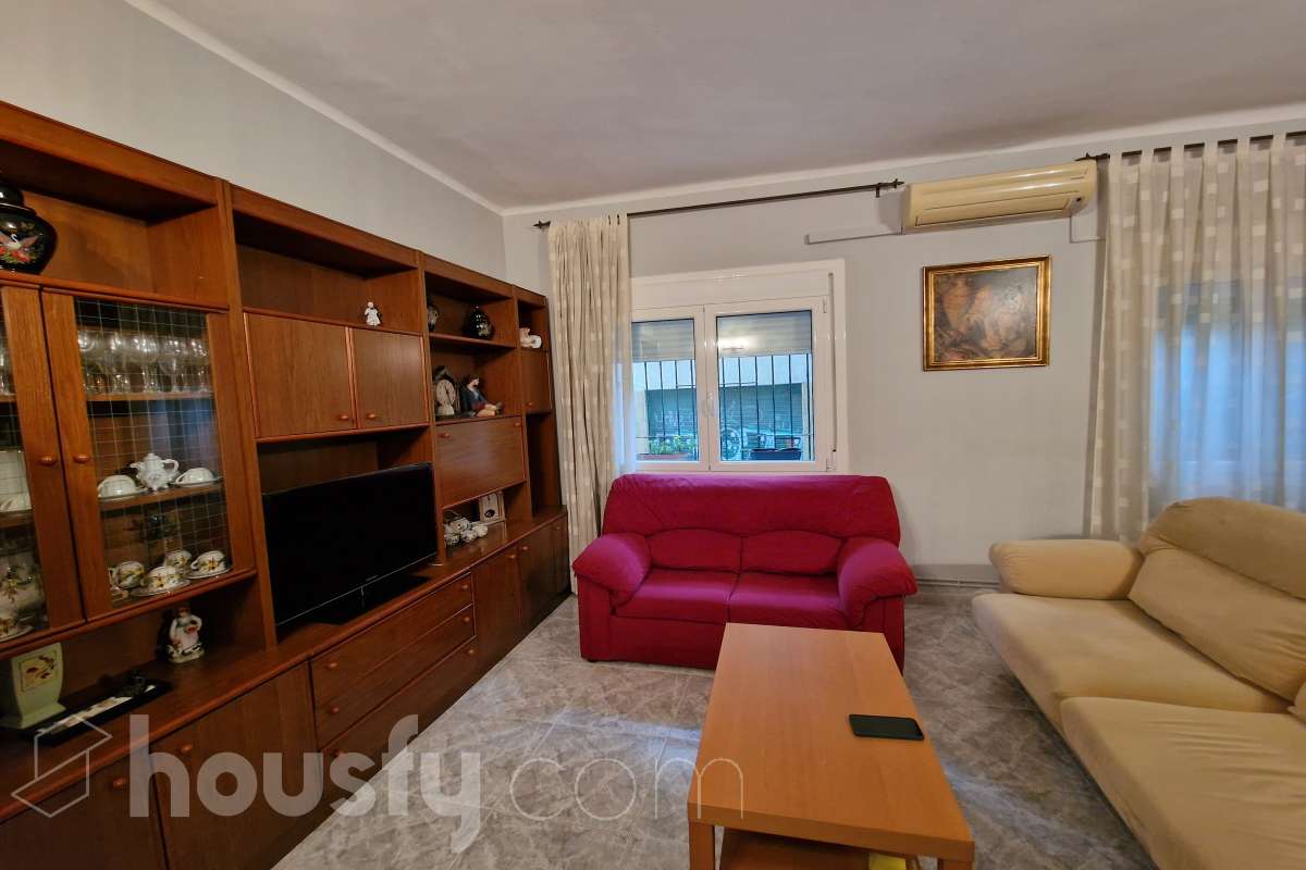 Piso en alquiler en Carrer de Valldemossa, Nou Barris, Barcelona-0