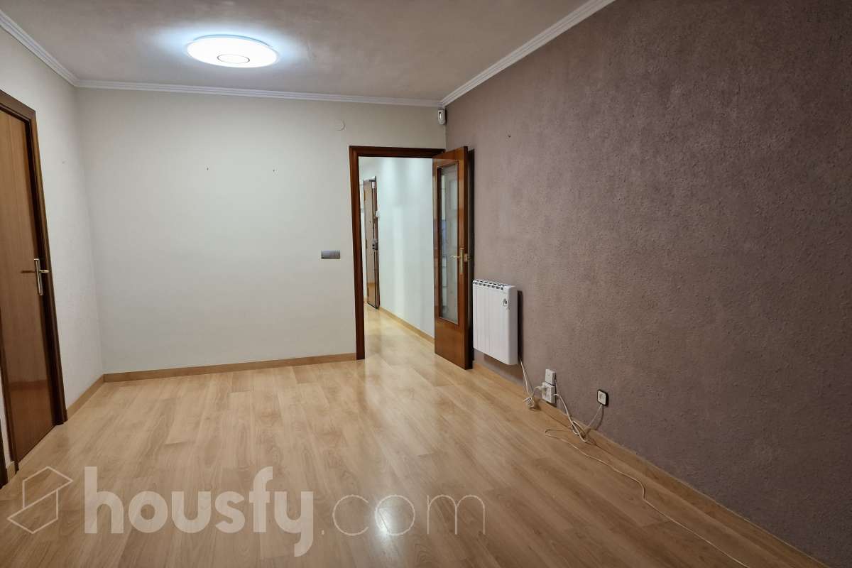 Piso en alquiler en Carrer de l'Escultor Manolo Hugué,  Badalona-2