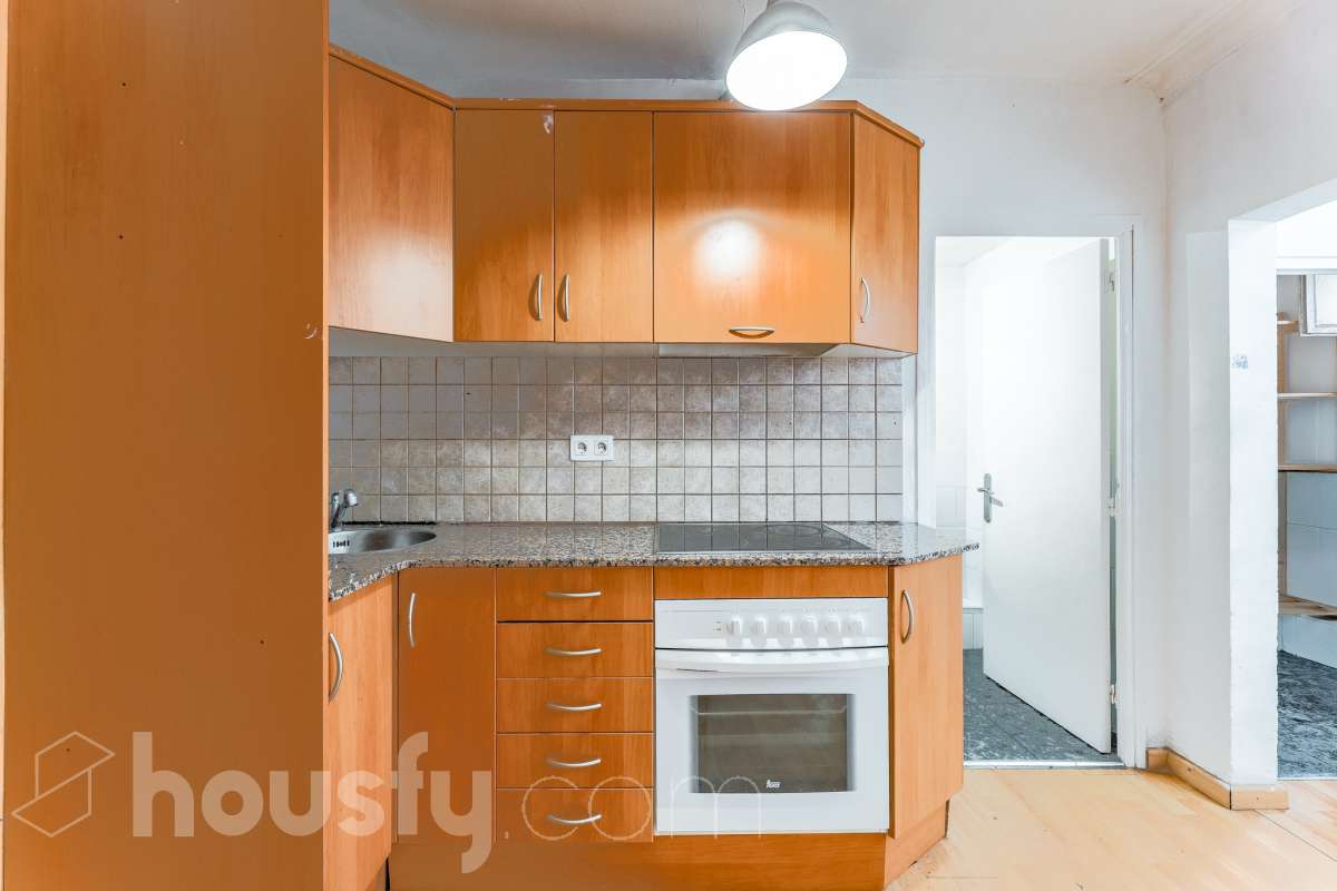 Piso en venta en Calle Conca de tremp, Horta Guinardó, Barcelona-2