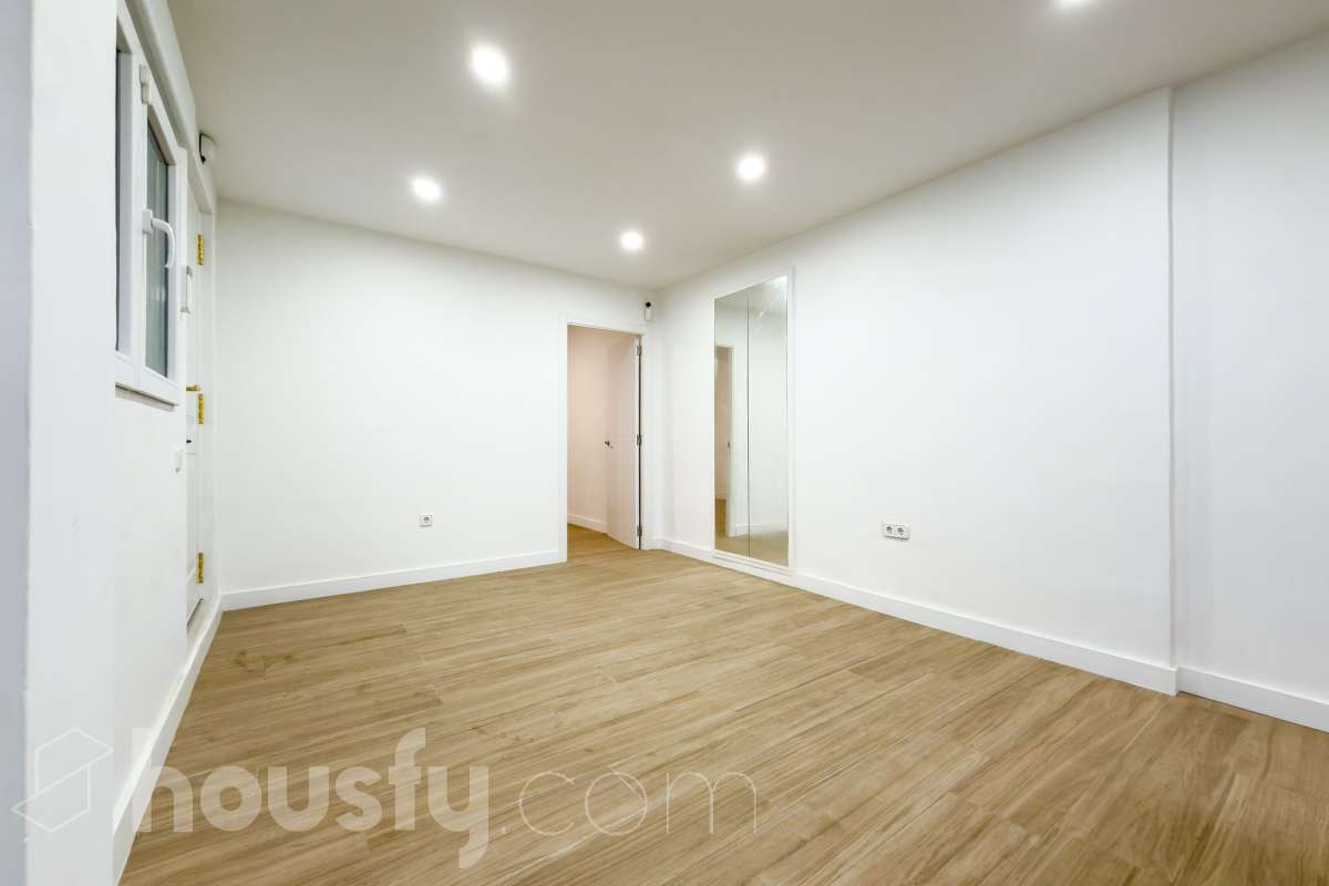 Piso en venta en Carrer de la Mare de Déu de Port, Sants-Montjuïc, Barcelona-3