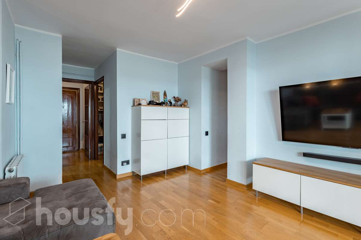 Piso en venta en Avenida Carrilet del, Centre, L'Hospitalet de Llobregat-2