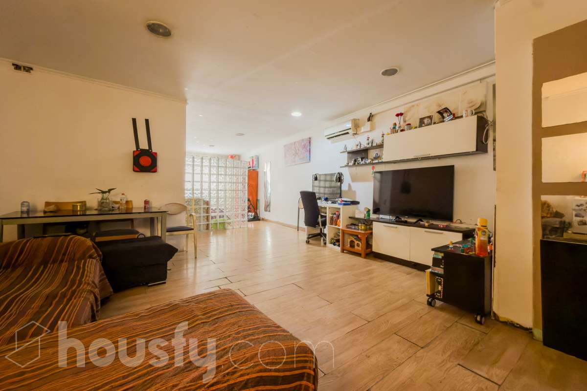 Piso en venta en Carrer de Carles I,  Badalona-1