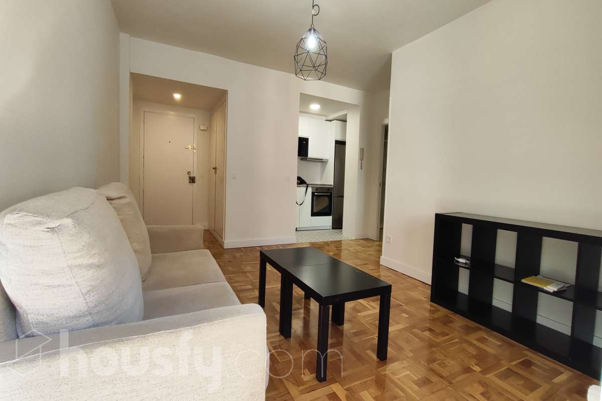 Piso en alquiler en Calle del Aviador Zorita, Tetuán, Madrid-3