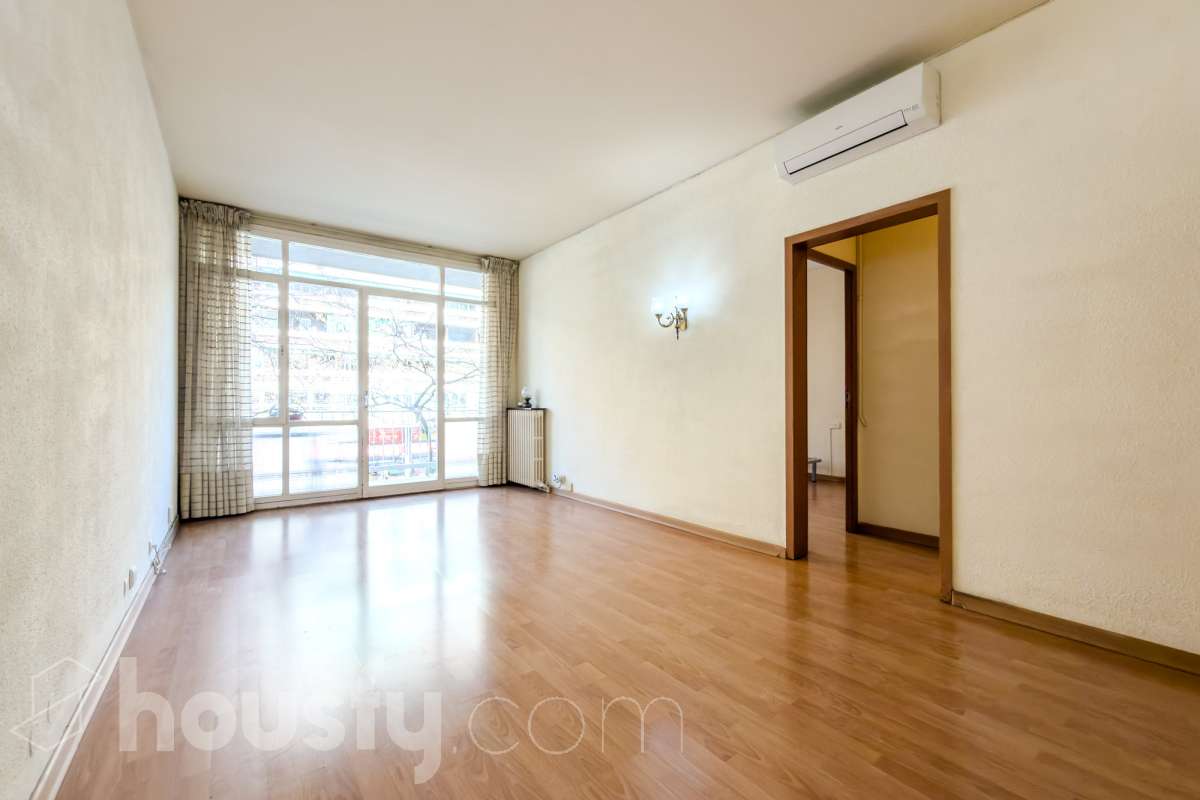 Piso en venta en Avinguda del Paral·lel, Sants-Montjuïc, Barcelona-0