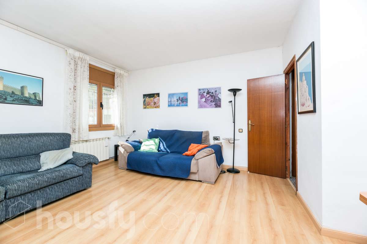 Casa en venta en Carrer Alva Myrdal,  Rubí-4