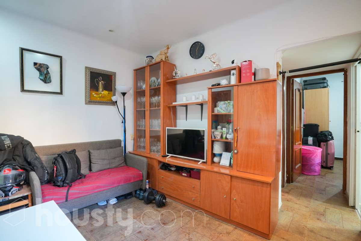 Piso en venta en Calle de la Marquesa de Silvela, Usera, Madrid-1