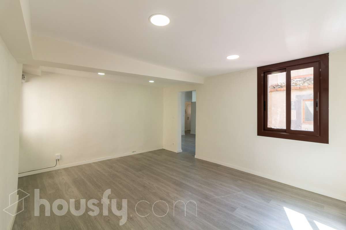 Piso en venta en CL BLANQUERIA, Ciutat Vella, Barcelona-2