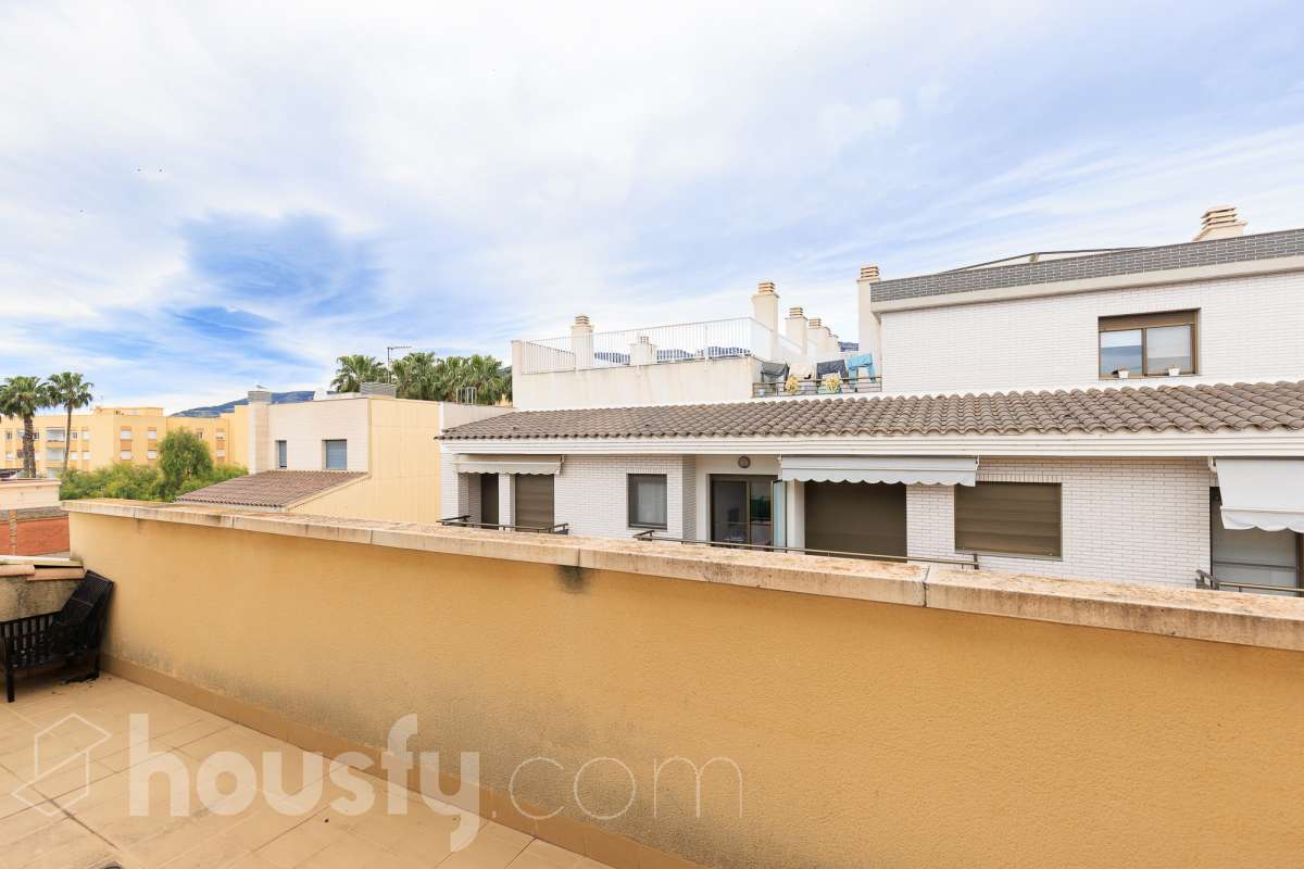 Dúplex en venta en CL CASTELLO,  Sant Carles de la Rápita-2