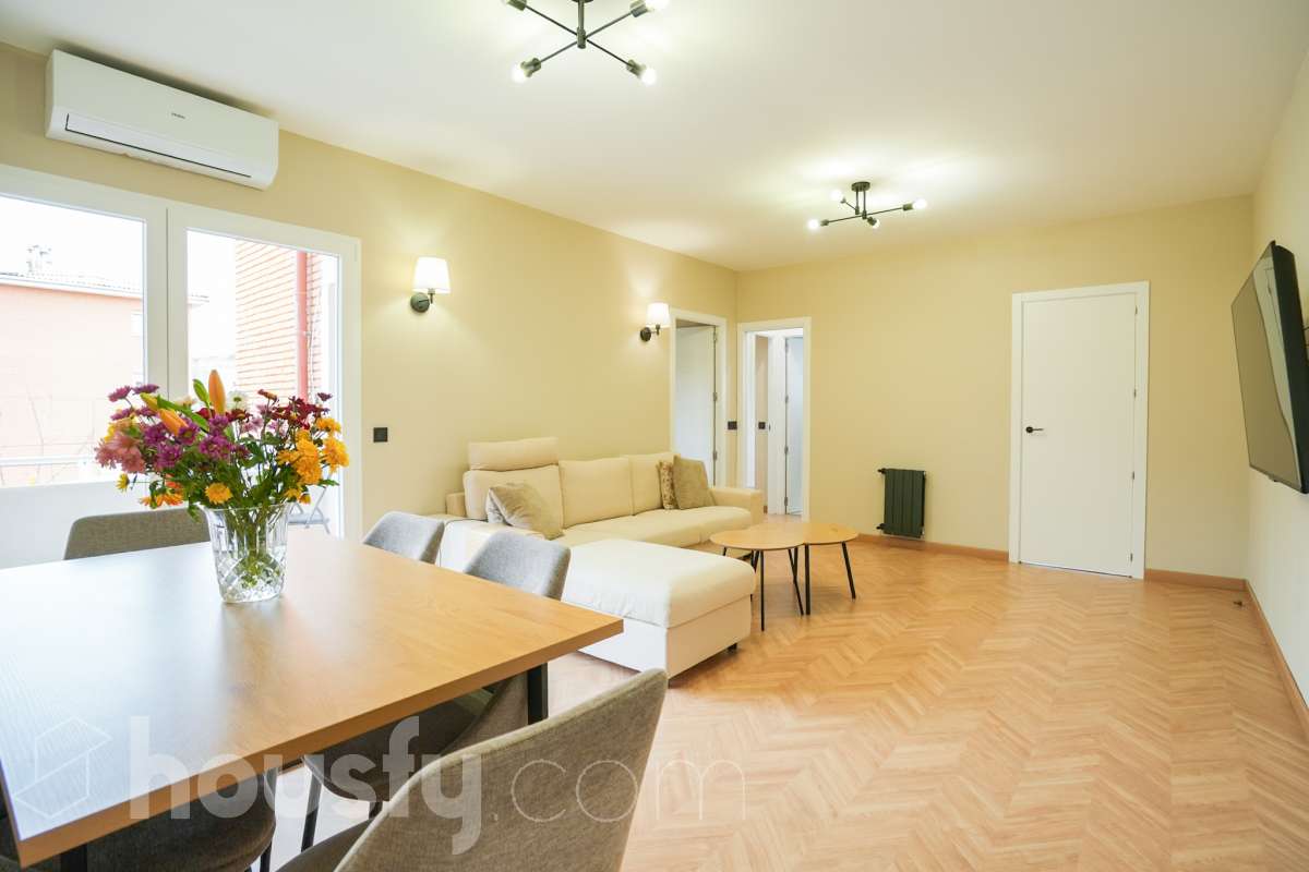 Piso en venta en Calle Diez, San Blas, Madrid-1