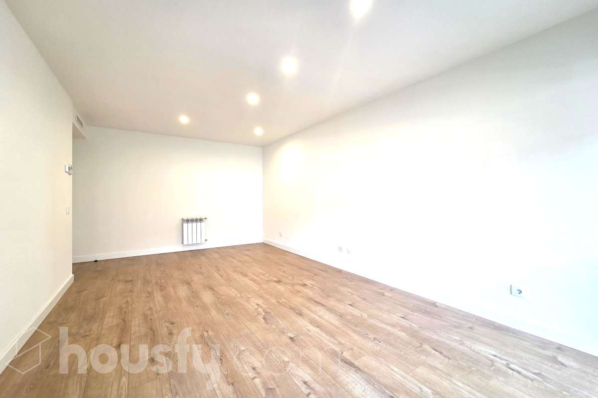 Piso en alquiler en Calle de Capri, San Blas, Madrid-4