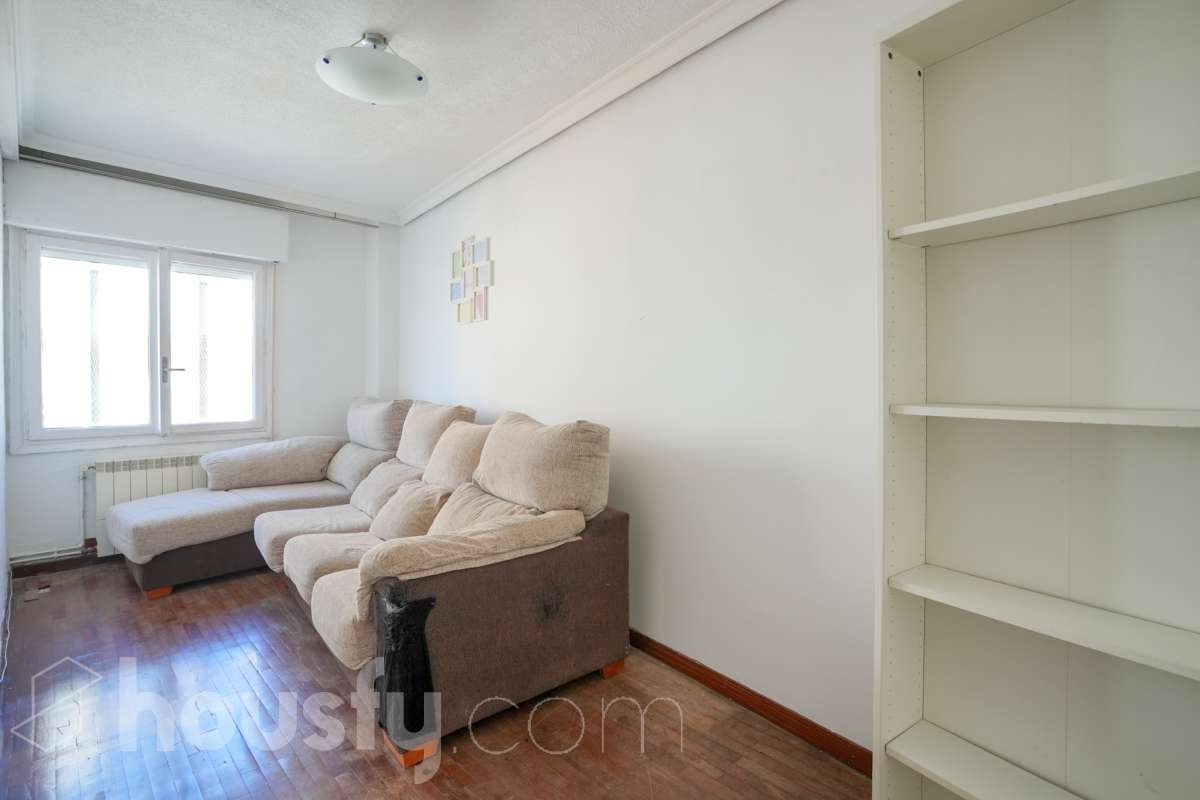 Piso en venta en CL. Capitan Blanco Argibay, Tetuán, Madrid-3
