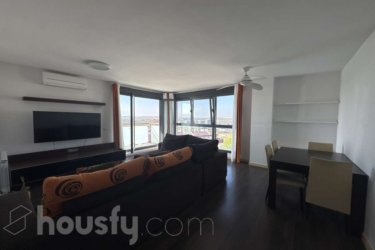 Piso en alquiler en Calle Griselda Pascual,  Rivas-Vaciamadrid-0