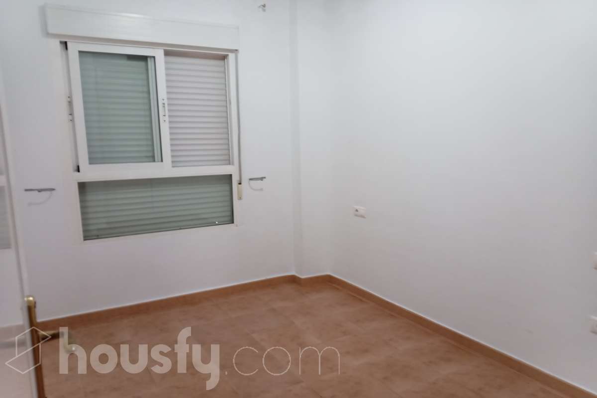 Bajo en alquiler en Calle La luna,  Denia-4