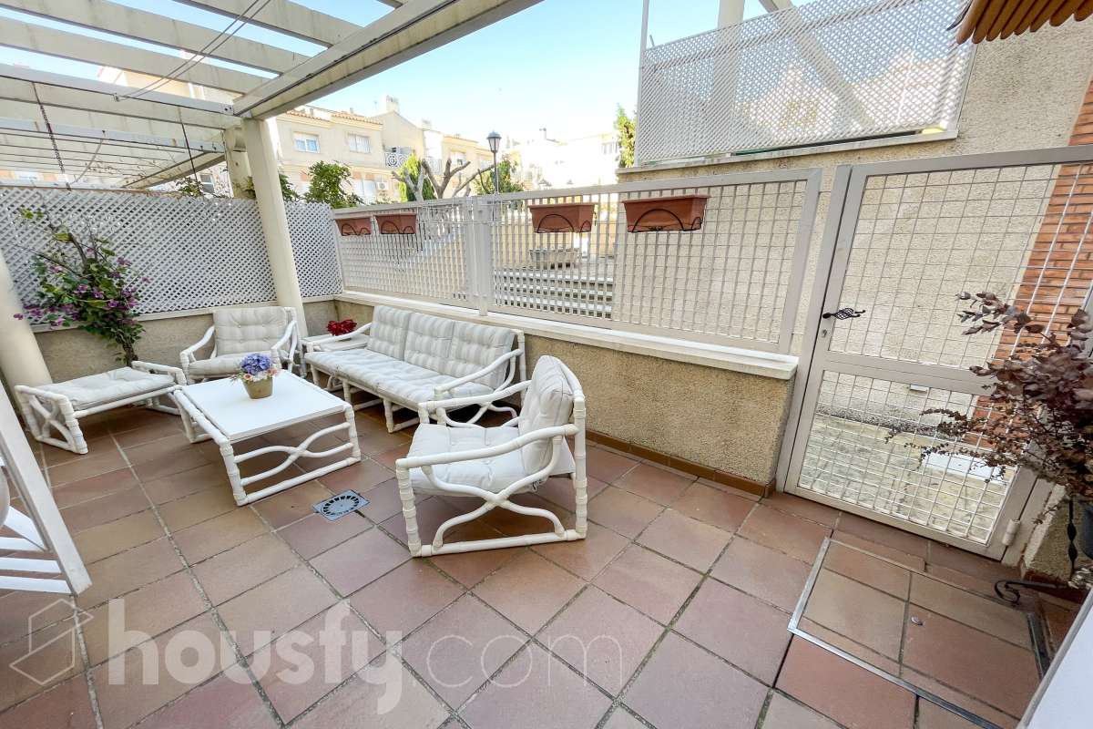 Casa en venta en Calle Maimónides,  Bormujos-2