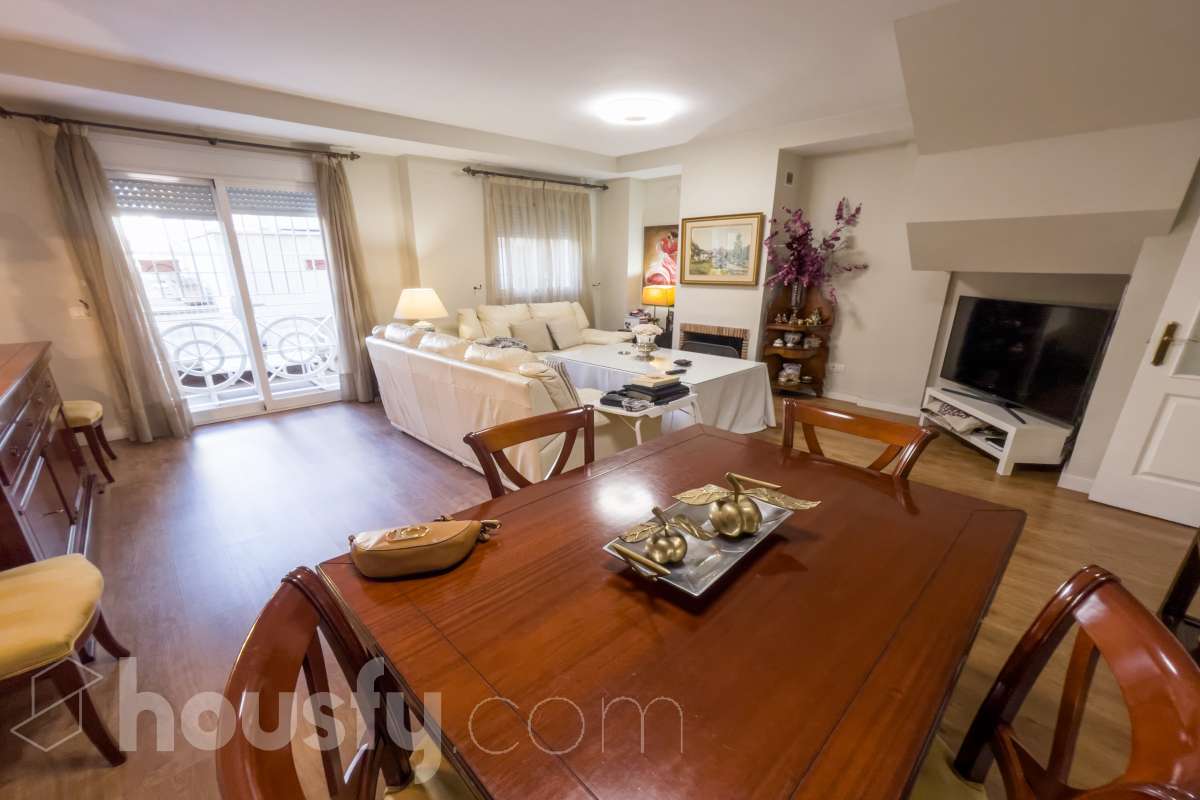 Casa en venta en Calle Maimónides,  Bormujos-3