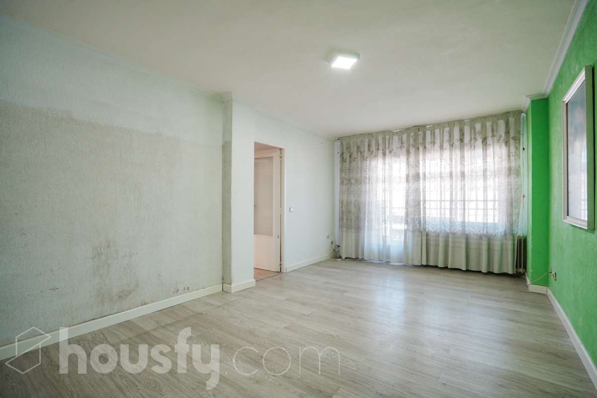 Piso en venta en Avenida del dos de Mayo,  Móstoles-0