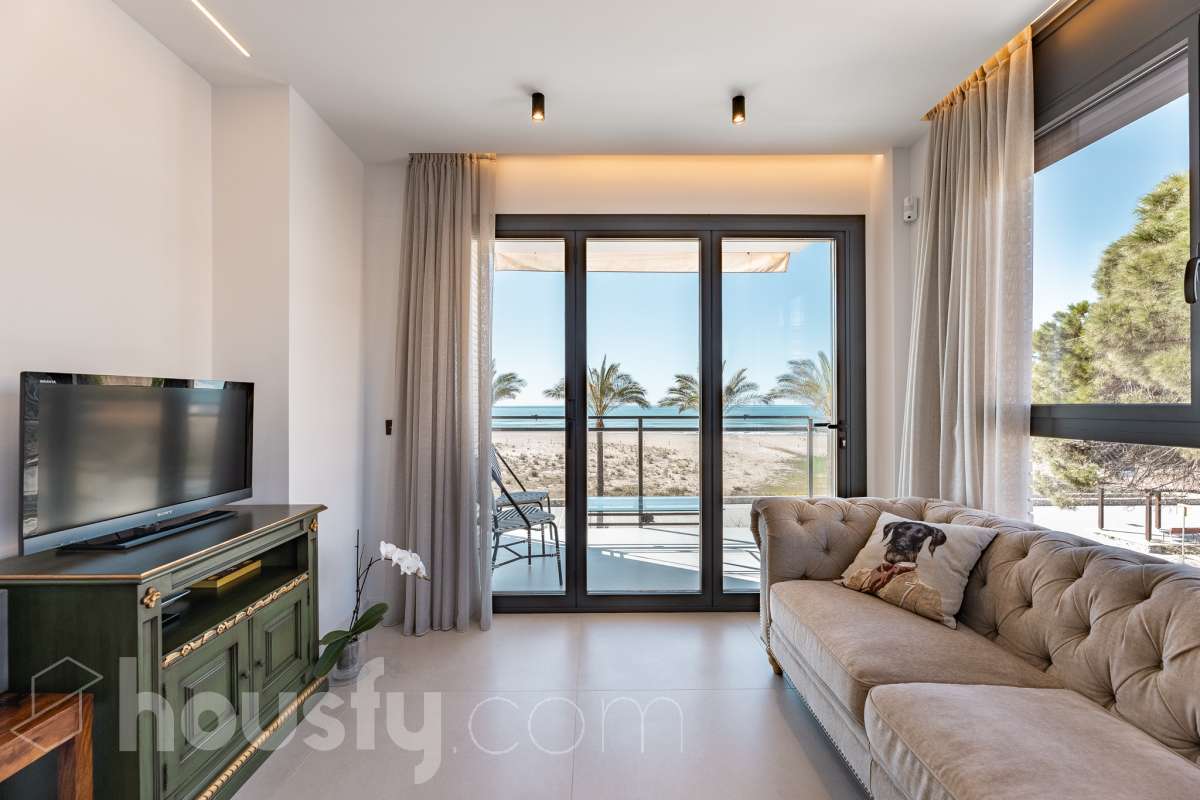 Piso en venta en Passeig Marítim de Sant Joan de Déu,  Calafell-0