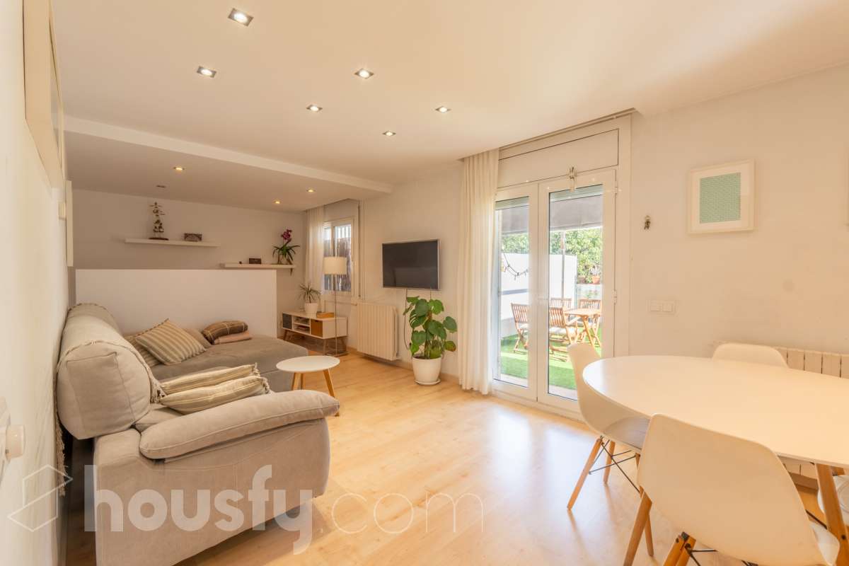 Piso en venta en CL GERMANOR,  Vilafranca del Penedès-0