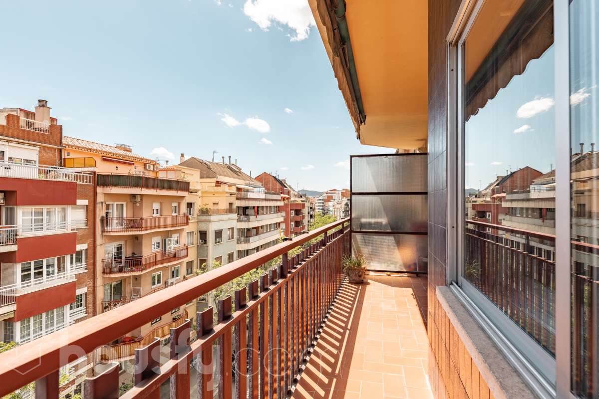 Piso en venta en Avinguda de la Mare de Déu de Montserrat, Horta Guinardó, Barcelona-1